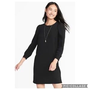 New Old Navy Black Crepe Shift Dress